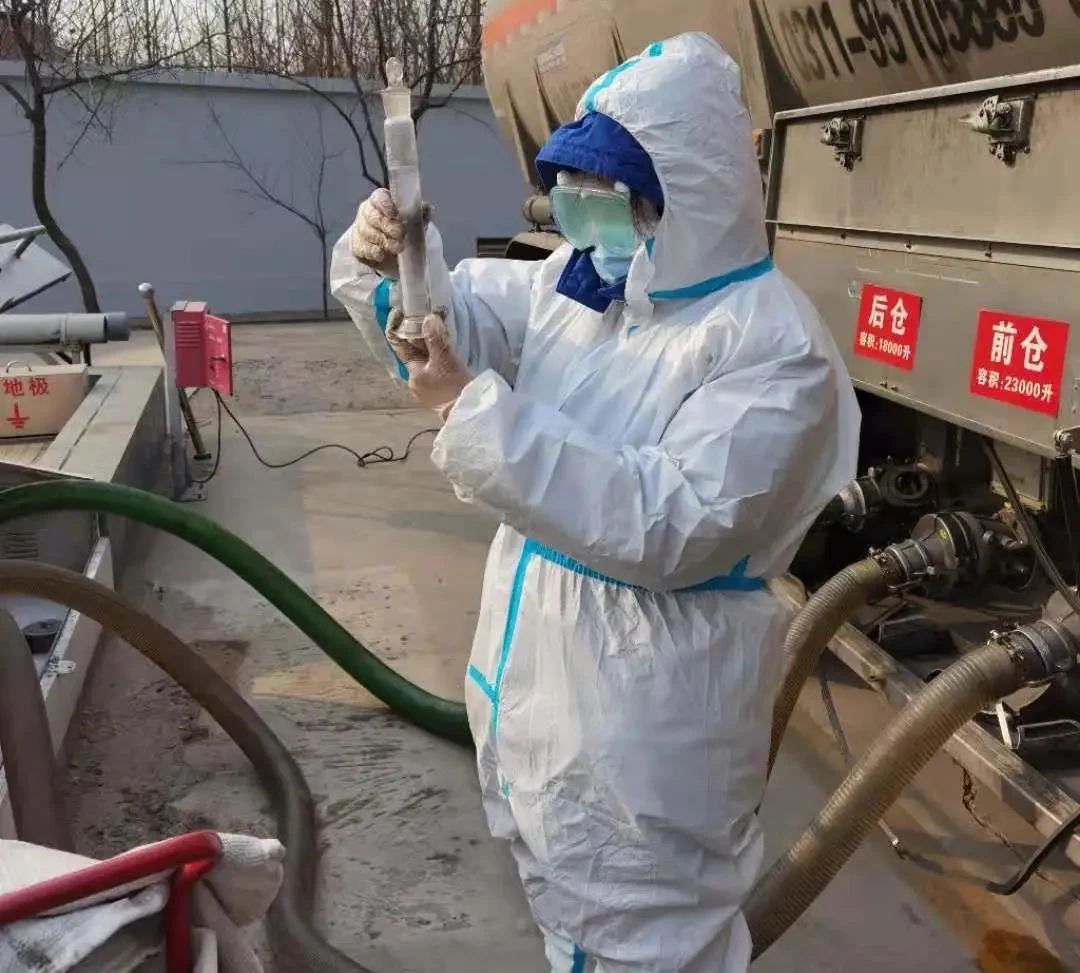 瑞江汽車 | 全力確保藁城疫區(qū)成品油供應(yīng)