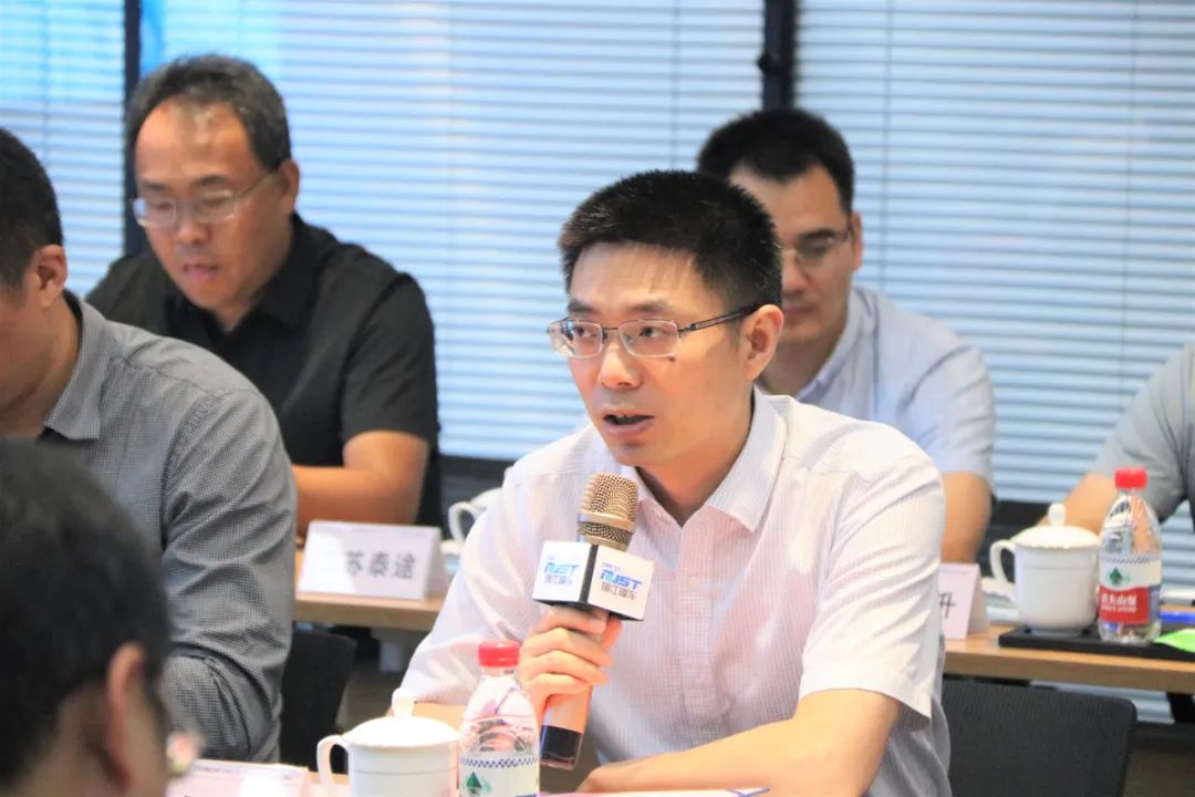 640 (2).jpg 640 (2).jpg