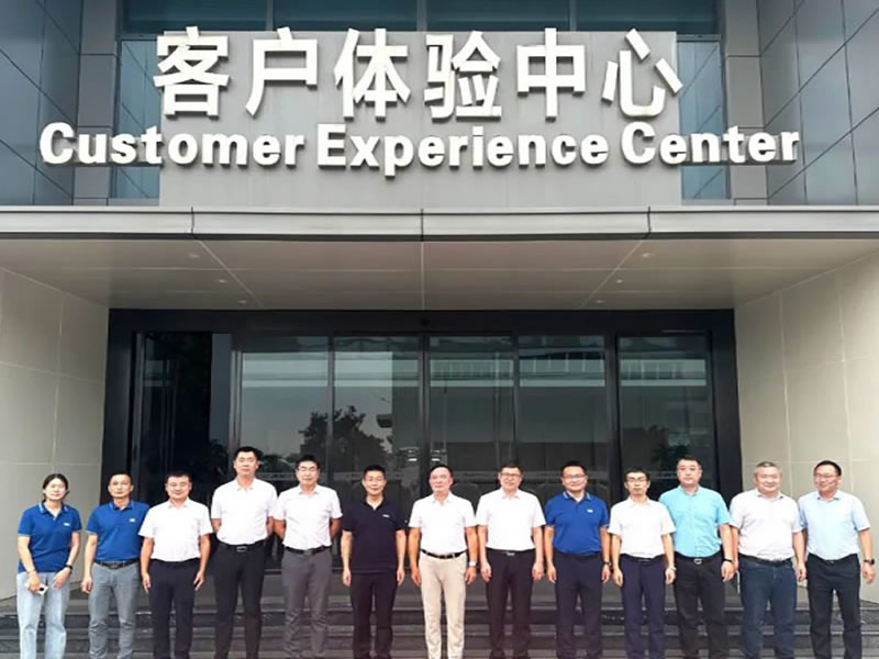 聚力同行，合作共贏！中集強(qiáng)冠攜手解放青汽x玉柴集團(tuán)加速推進(jìn)牽引頭罐一體化產(chǎn)品開發(fā)與推廣